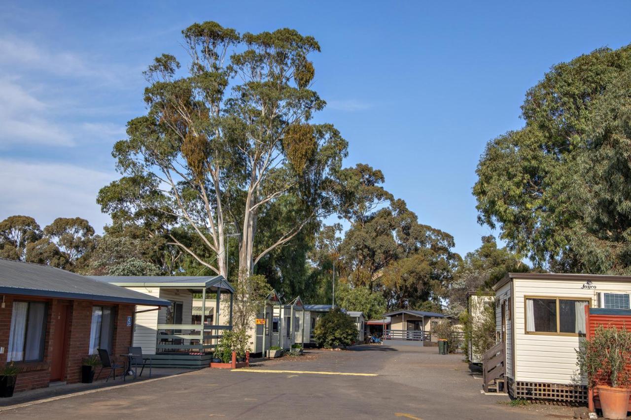 Golden Country Motel And Caravan Park Maryborough Bagian luar foto