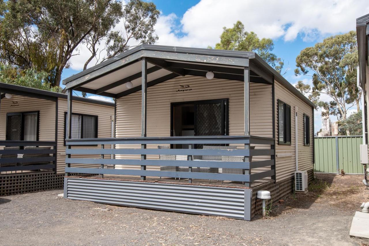 Golden Country Motel And Caravan Park Maryborough Bagian luar foto