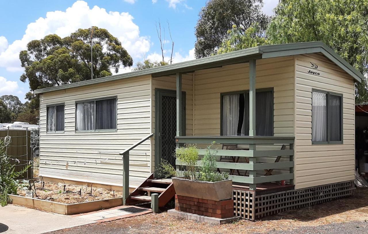 Golden Country Motel And Caravan Park Maryborough Bagian luar foto