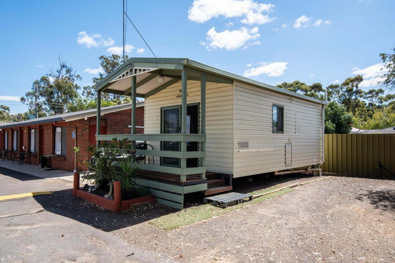 Golden Country Motel And Caravan Park Maryborough Bagian luar foto